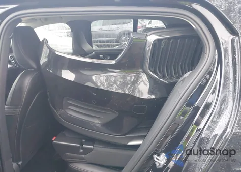 2019 Volvo Xc40 T5 Momentum from USA, damaged, VIN YV4162UK3K2087326